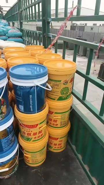 水溶肥搭配有机肥发一车，有需要的老板联系我
